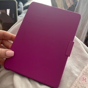 Kindle (8th generation) with case